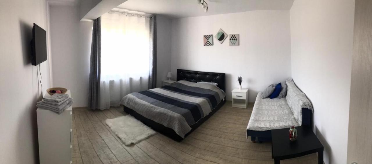 Cazare apartament Rasnov Apartamento Exterior foto
