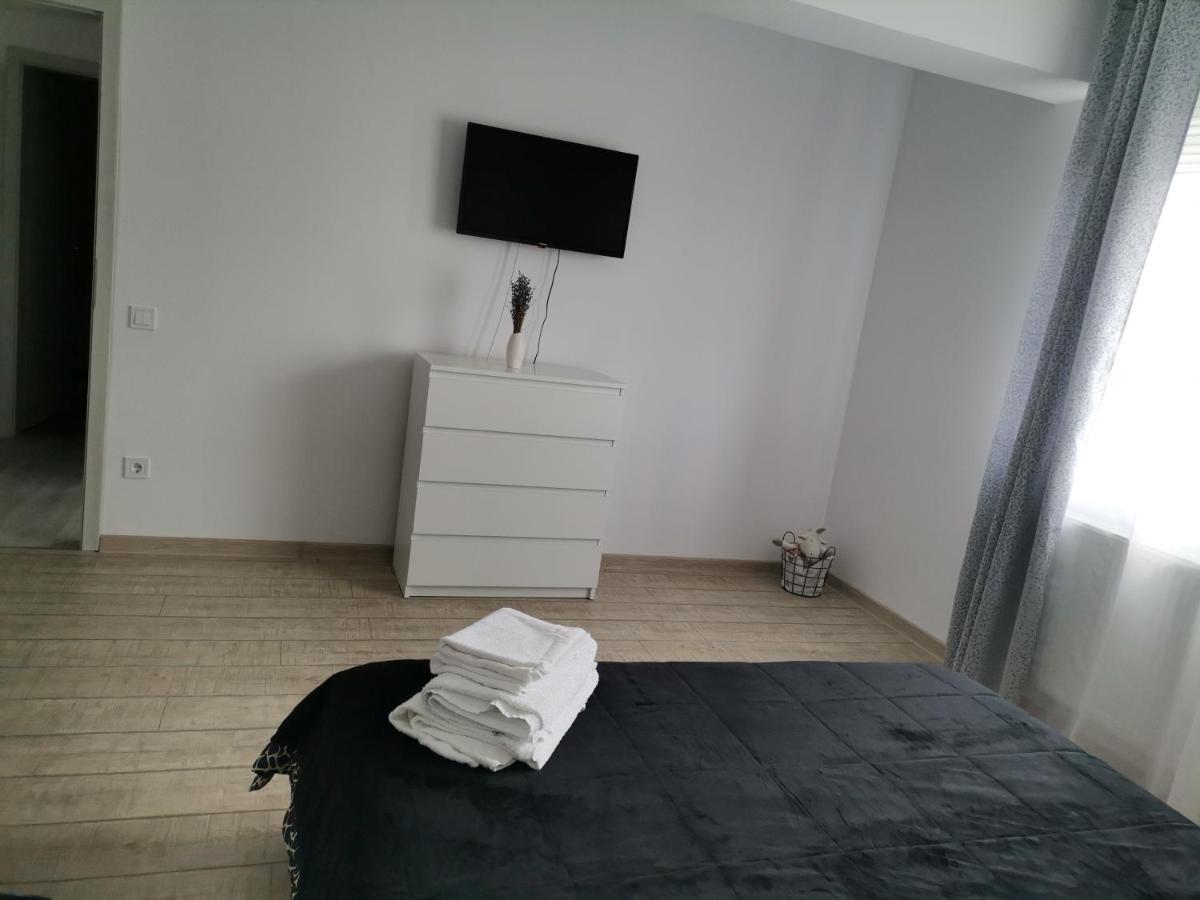 Cazare apartament Rasnov Apartamento Exterior foto